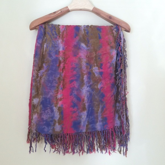 🎉❤️HOST PICK❤️🎉 Gorgeous Watercolor Square Scarf