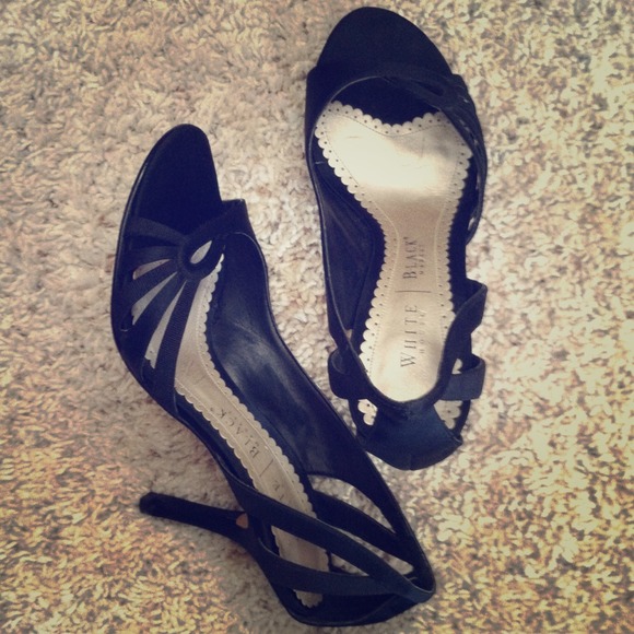 Black peep toe heels