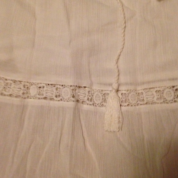 White linen dress - Picture 2 of 4