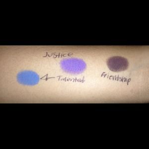 Makeup bundle