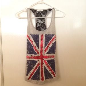 ❌SOLD❌Flag tank !!