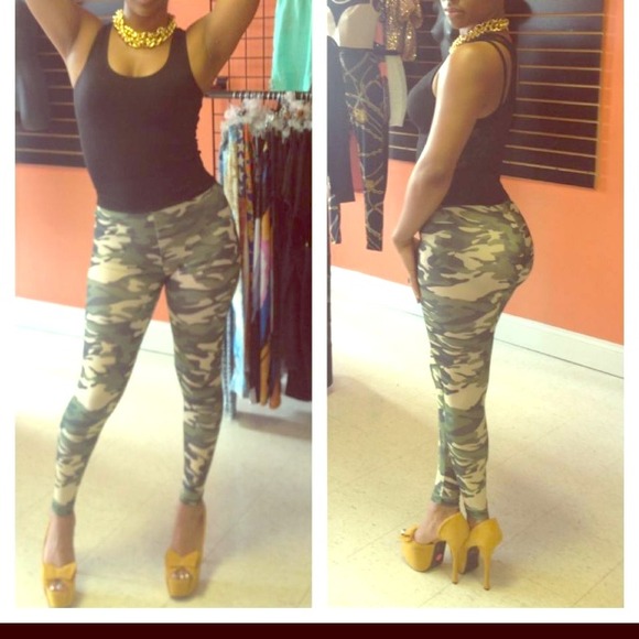 Army leggings only 1 left an 1 size fits most - Picture 1 of 1