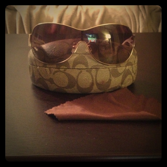 SOLD!!!! Authentic coach sunglasses