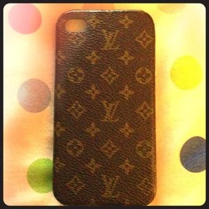 iPhone 4S Louis Vuitton case