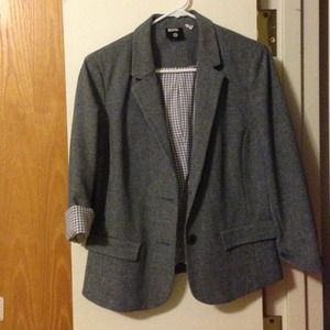 Gray blazer with checkered lining