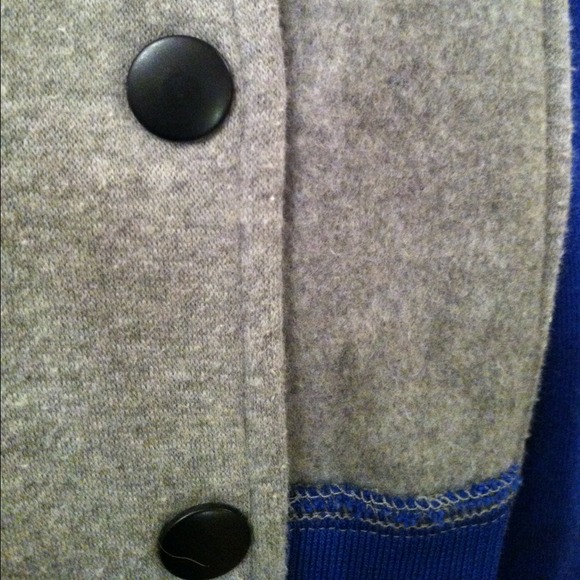 Fleece NBA jacket - Picture 3 of 3