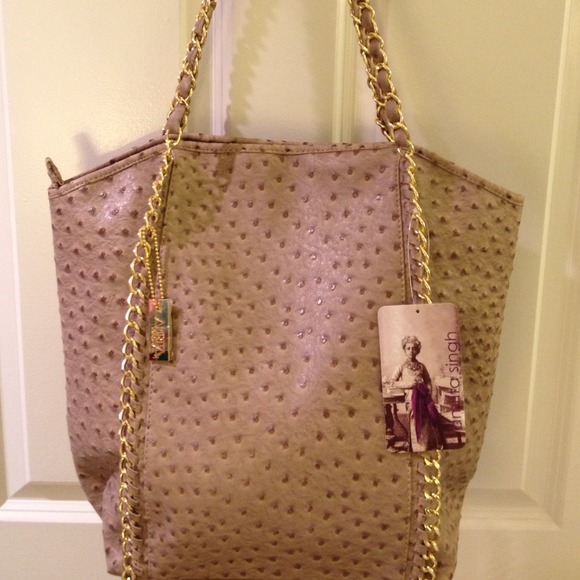 Bundle reserved for taya786