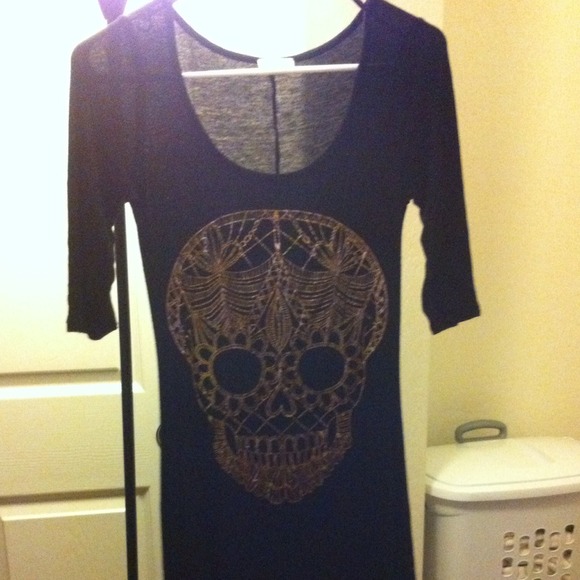 Black skull dress