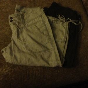 2 WORN JEANS Capris/Bermuda green and brown