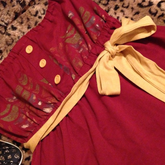 NWOT red strapless dress size M - Picture 4 of 4