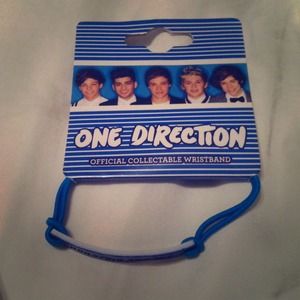 NWT One Direction Official Collectable Wristband