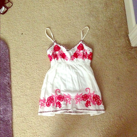 Delia's floral shirt