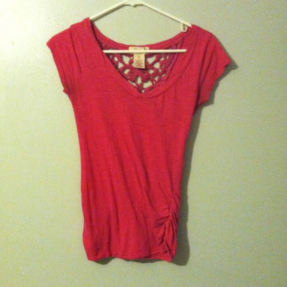 Cute pink shirt - Picture 1 of 2