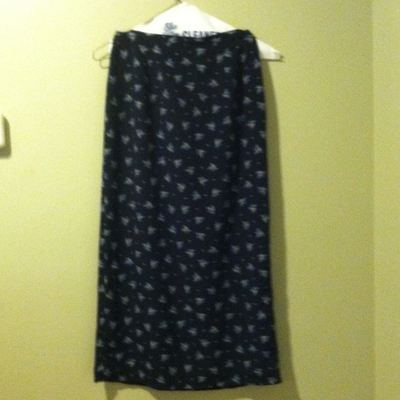 Long skirt.