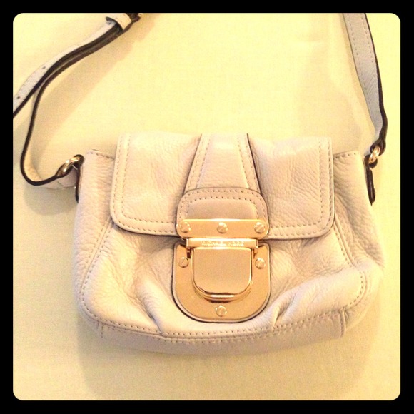 MICHAEL Michael Kors Handbags - Michael KORS white cross body bag