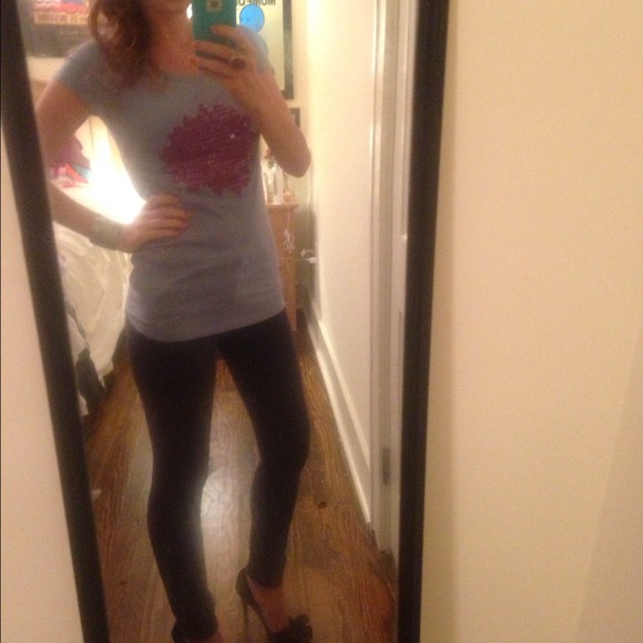 XS J Crew sequin flower t-shirt