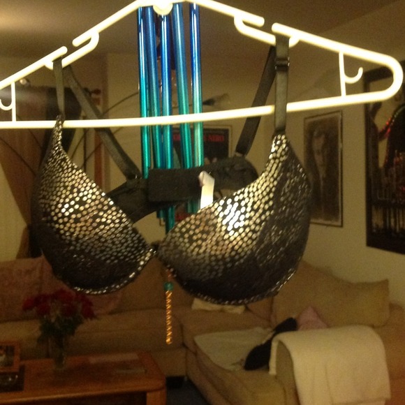 Bra black push-up with gold accents NWOT