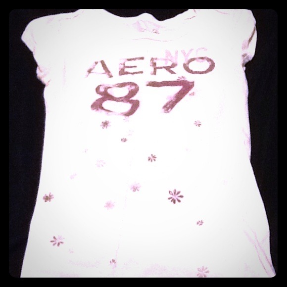 Cute white Aeropostale tee!(: