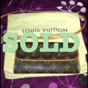 Authentic Louis Vuitton Pochette