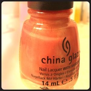 💝 China Glaze 💝Nail Polish in Chiaroscuro