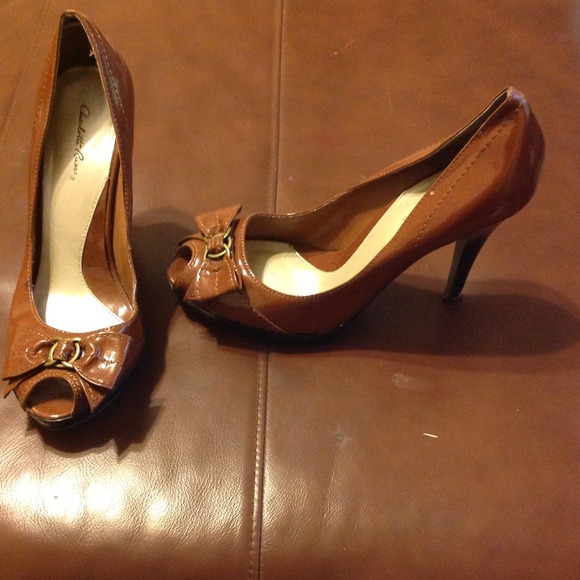 Cute brown pumps