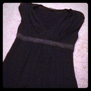 Super cute black shirt!(: