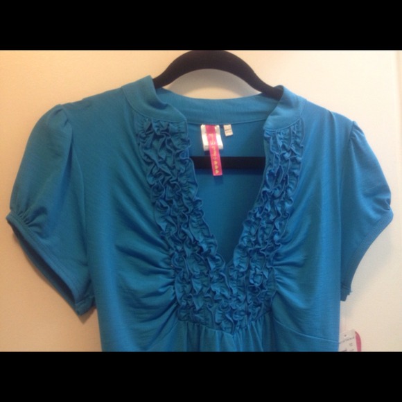 Sweetheart Ruffled blouse