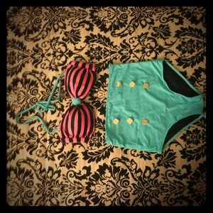 High waisted bikini
