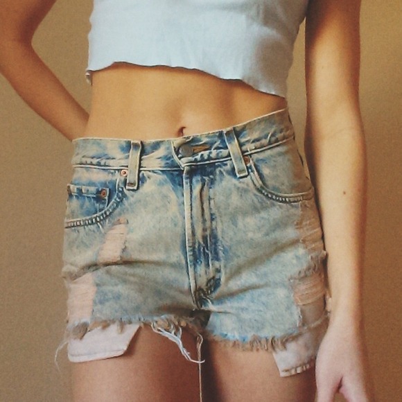 Urban Outfitters Denim - 🔴SOLD🔴Urban Renewal High Waisted Cutoff Levi's