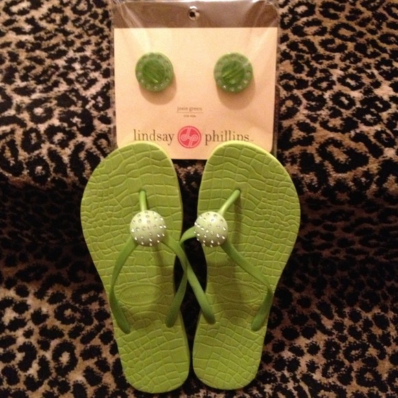Flip flops by Lindsay Phillips
