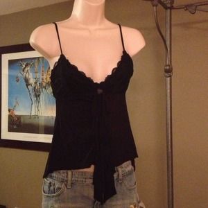 🚫SOLD🚫 Cute Marciano Top!