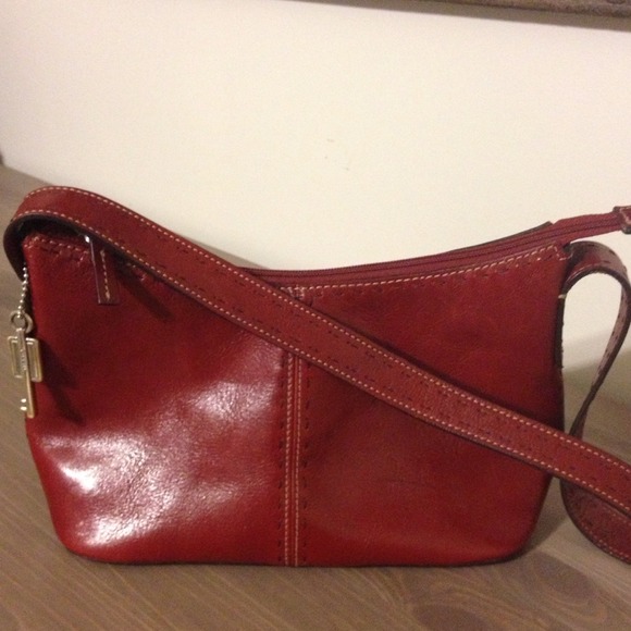 Red Leather Fossil bag - Picture 1 of 1