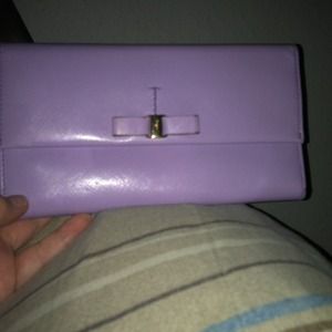 extra photos on salvatore ferragamo wallet