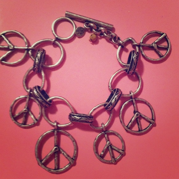 Give peace a chance bracelet