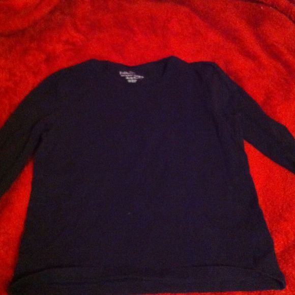 Black long sleeve undershirt