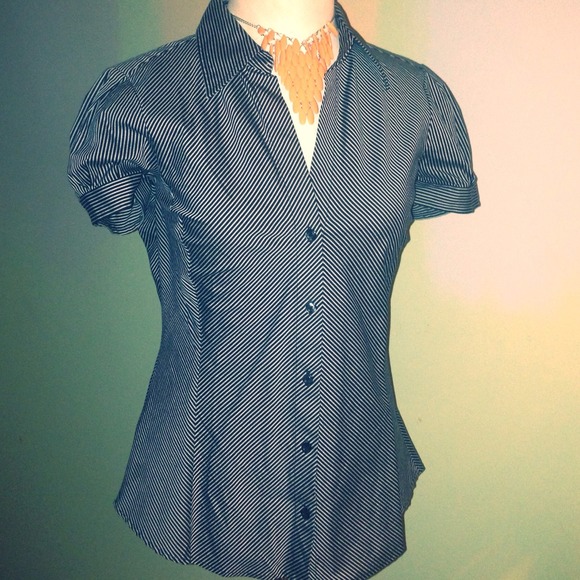 ❌SOLD❌Express Blouse