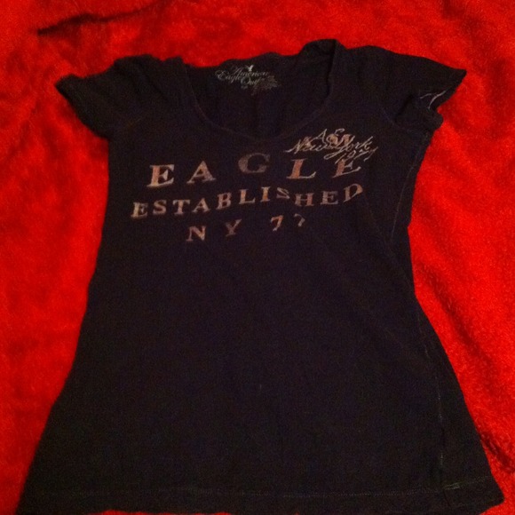 Black t shirt