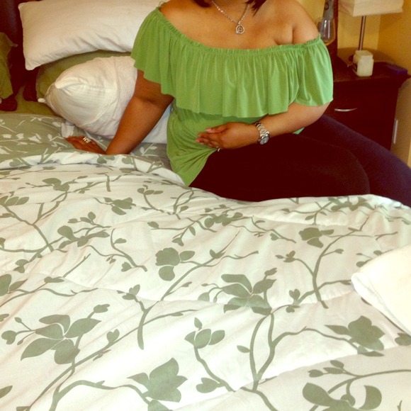 Top - Picture 1 of 1