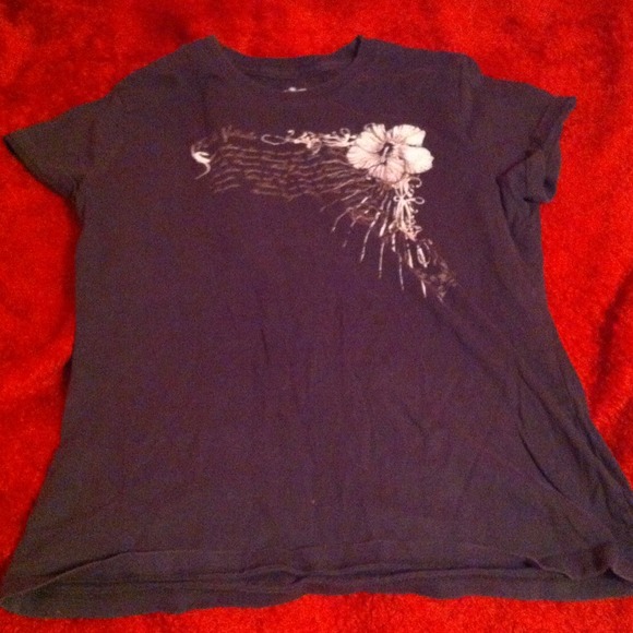 Brown t shirt