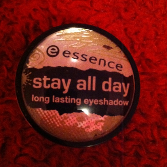 Eyeshadow - Picture 1 of 1