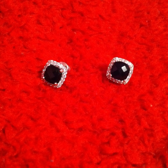 Ring an earrings - Picture 2 of 2
