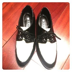 Dolce Vita oxfords