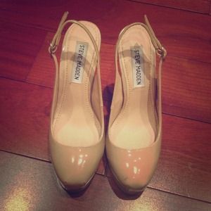 Nude Steve Madden sling backs