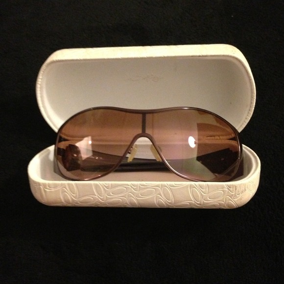 Purple Authentic Oakley sunglasses - Picture 2 of 3