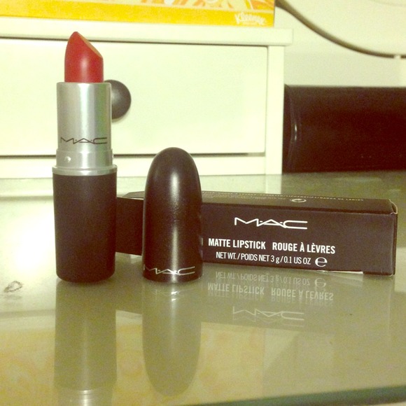 Red Mac lipstick 💋