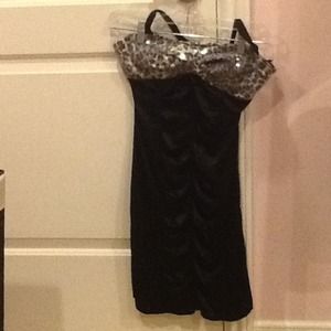 Black leopard print dress