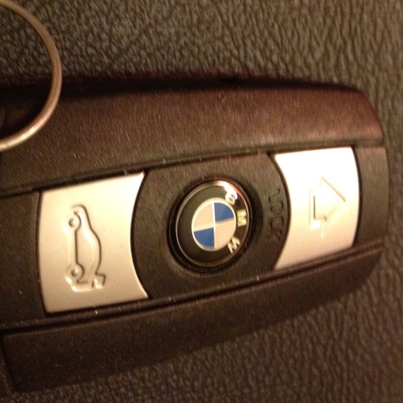 BMW 2012 AUTO KEY