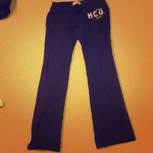 Fleece Hollister long/tight fit bootcut sweats :)