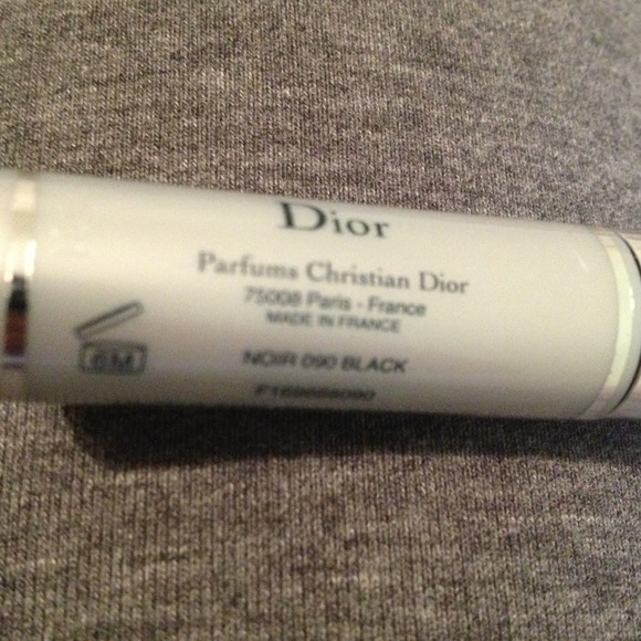 Gifted--Deluxe Size Diorshow Iconic Mascara - Picture 2 of 3