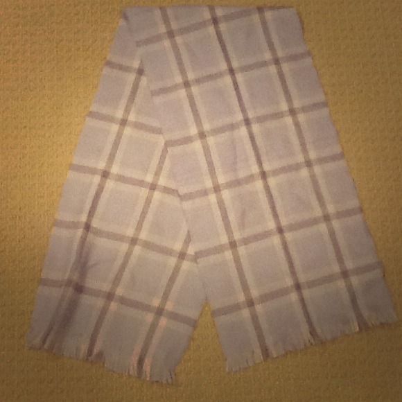 FAKE CASHMERE scarf, never worn